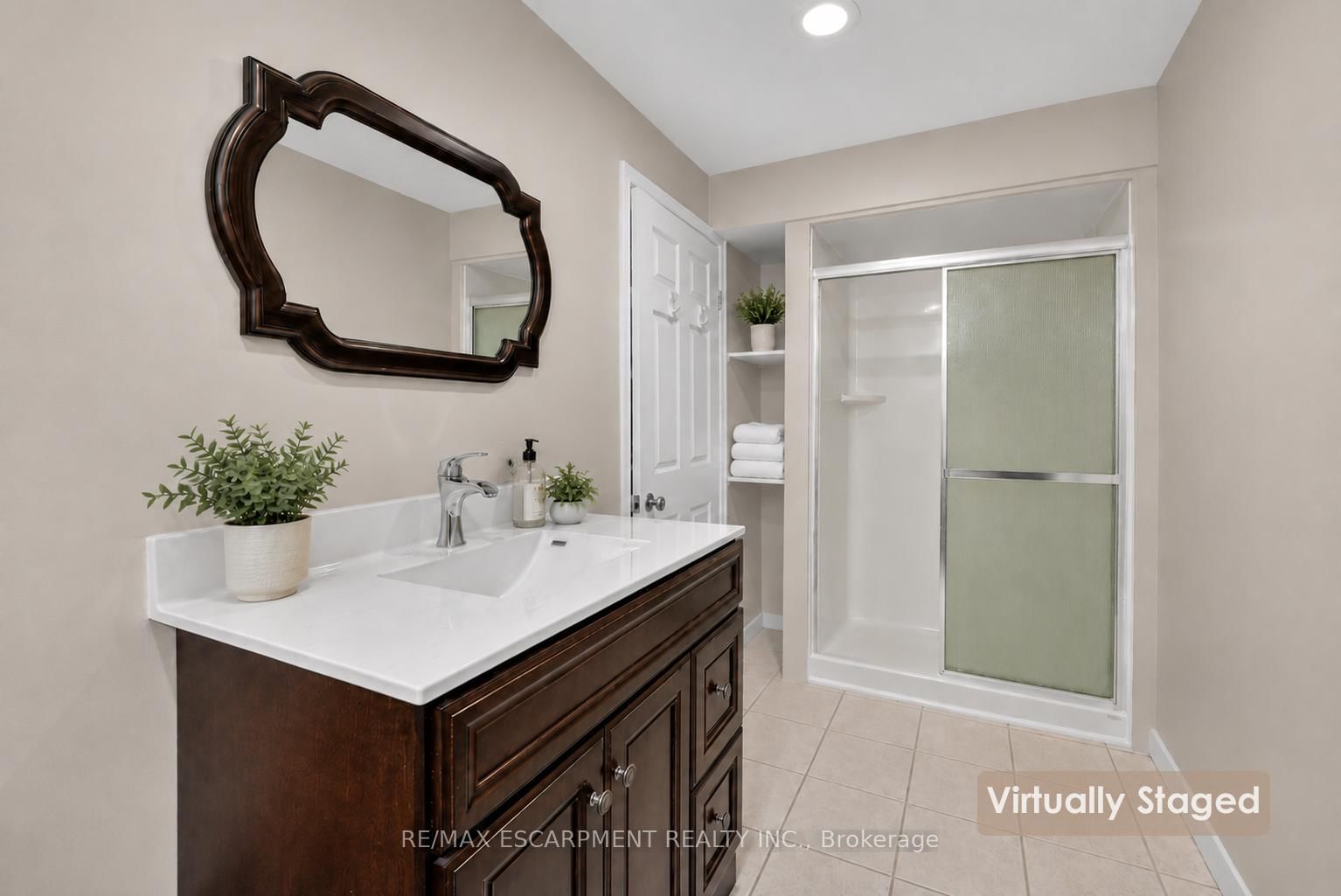 6444 Armstrong Drive • Niagara Falls, ON photo 18