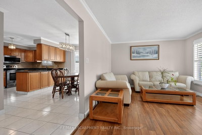 6444 Armstrong Drive • Niagara Falls, ON photo 6