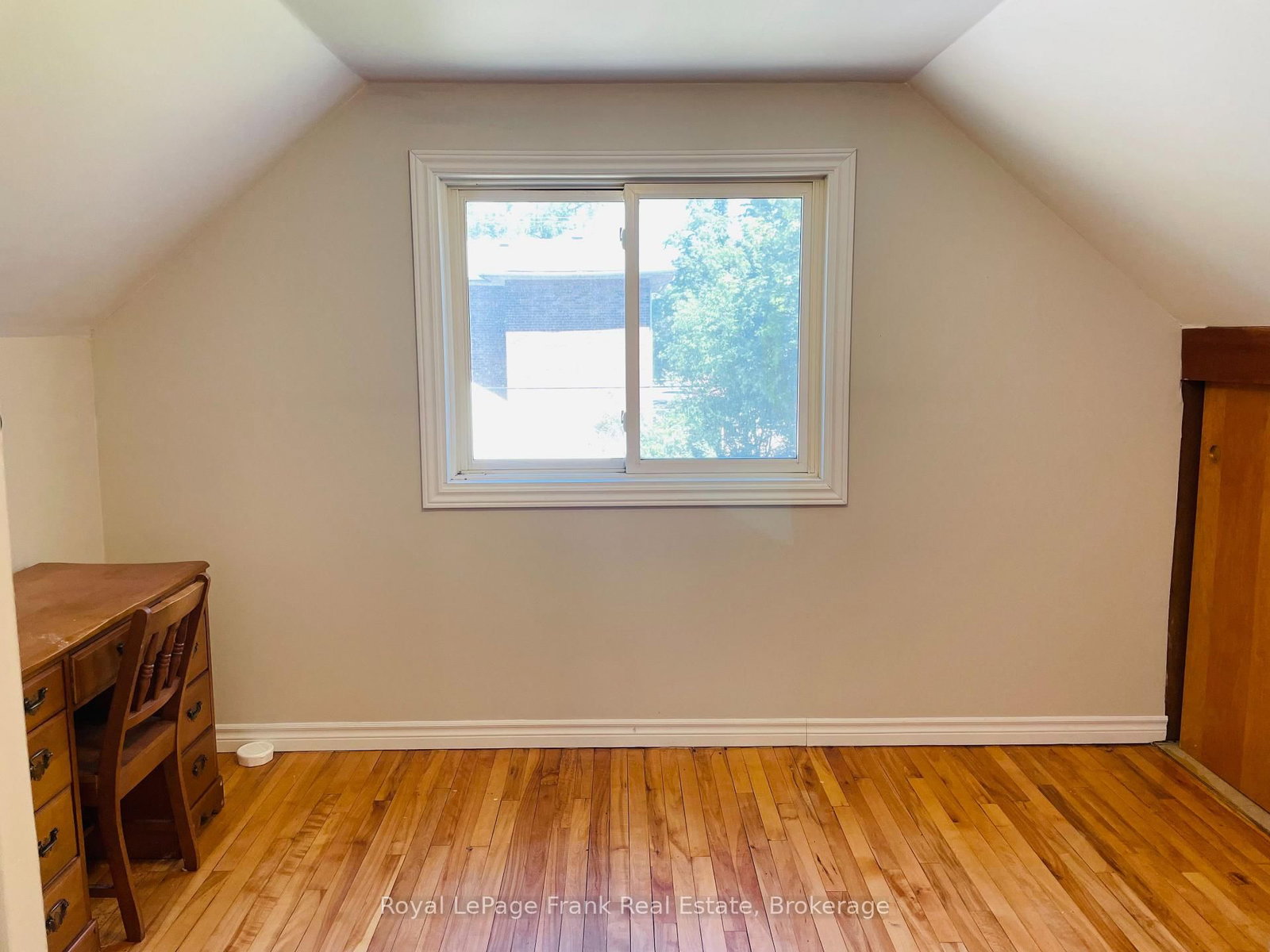 438 Rose Avenue • Peterborough, ON photo 5