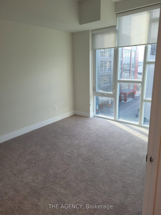 533 - 16 Concord Place