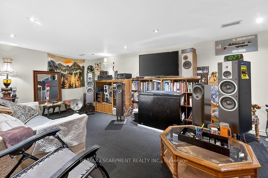 104 Teal Avenue • Hamilton, ON photo 24