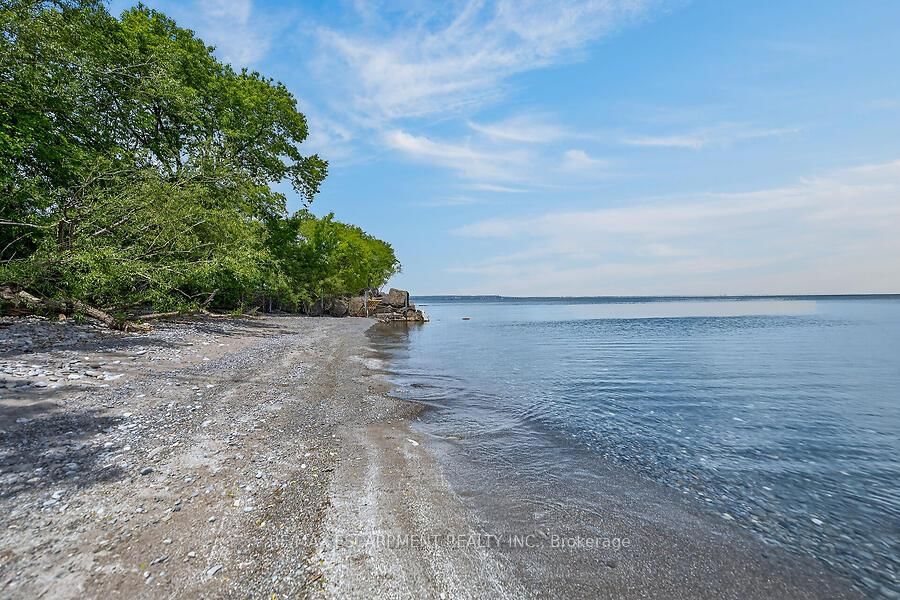 104 Teal Avenue • Hamilton, ON photo 42