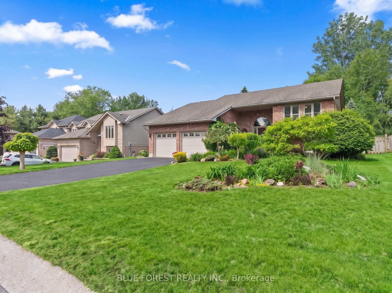 29 Village Gate Crescent