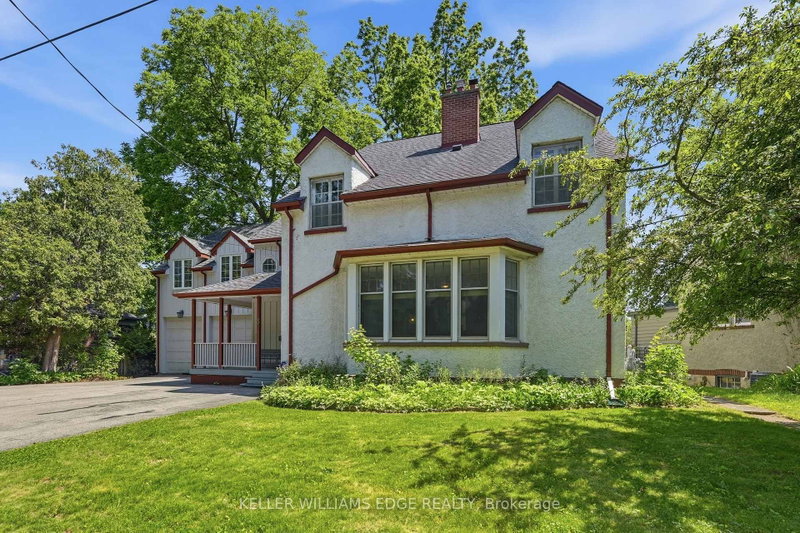 3 Ancaster Street E