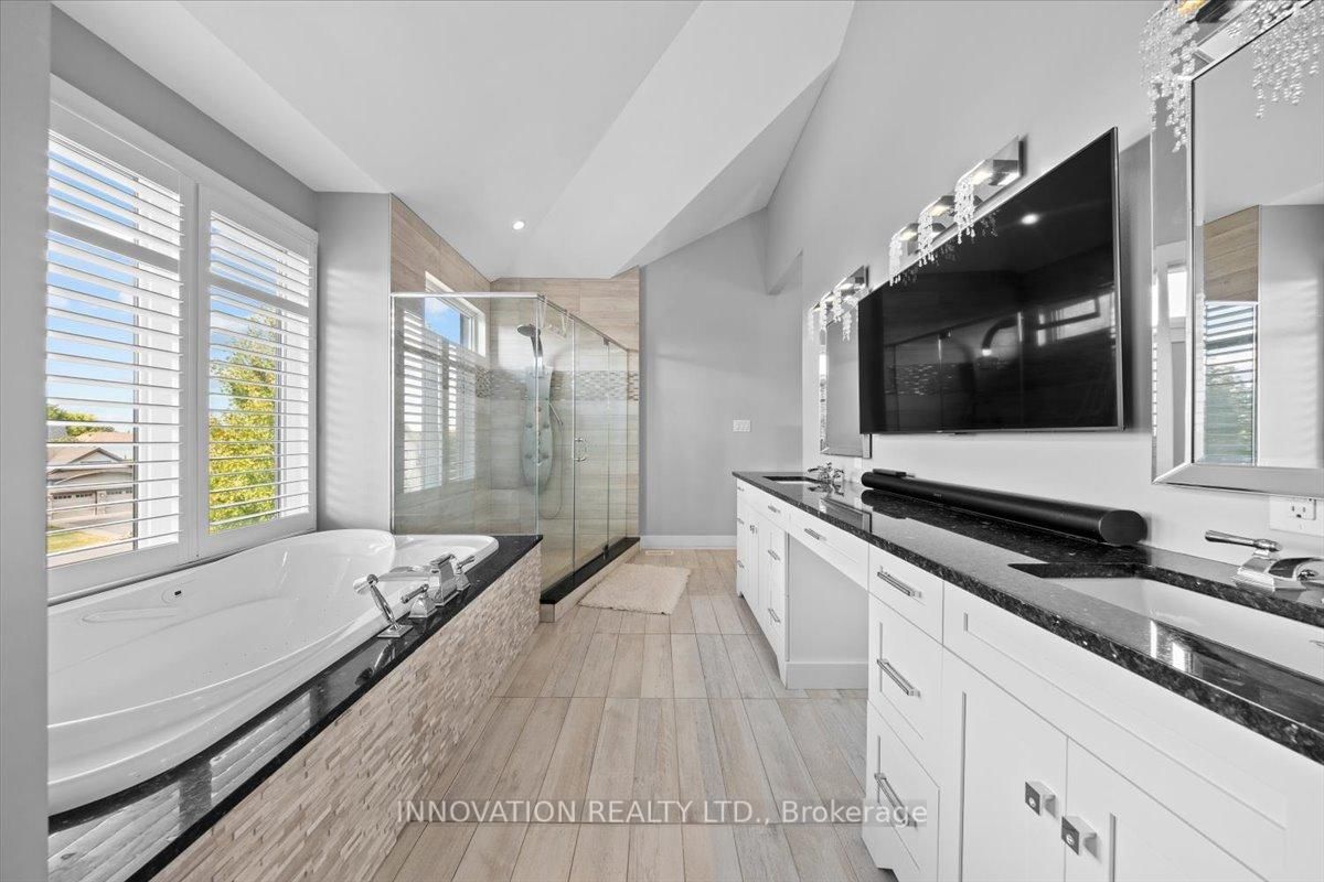 332 Carp Highlands Court • Carp, ON photo 24