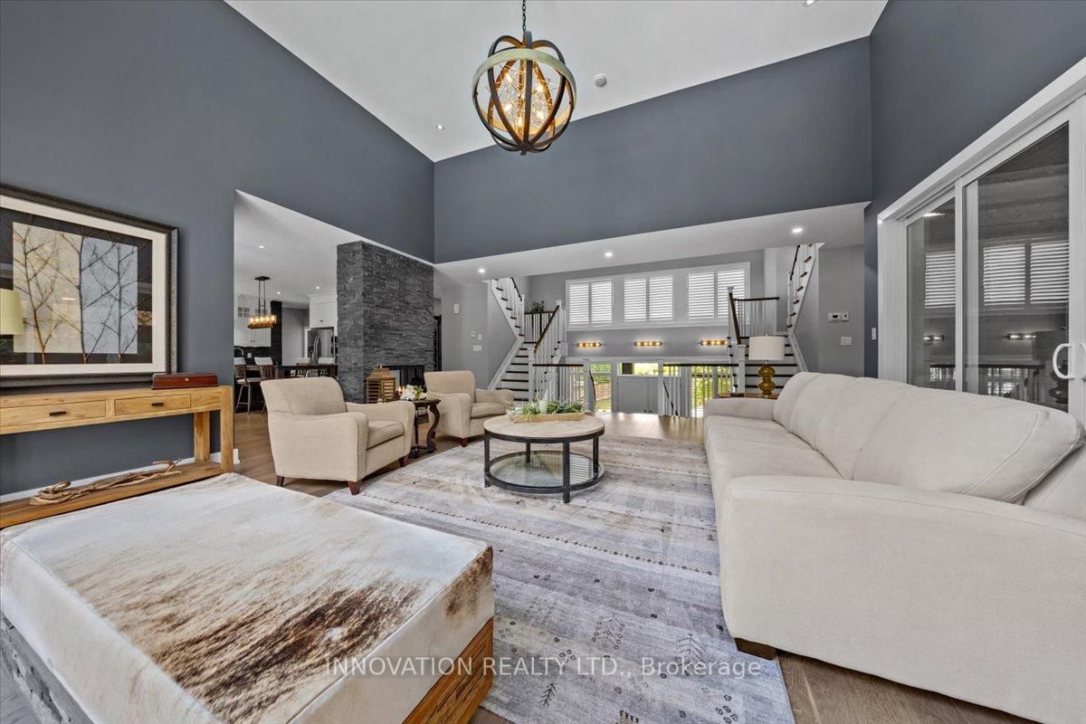 332 Carp Highlands Court • Carp, ON photo 5