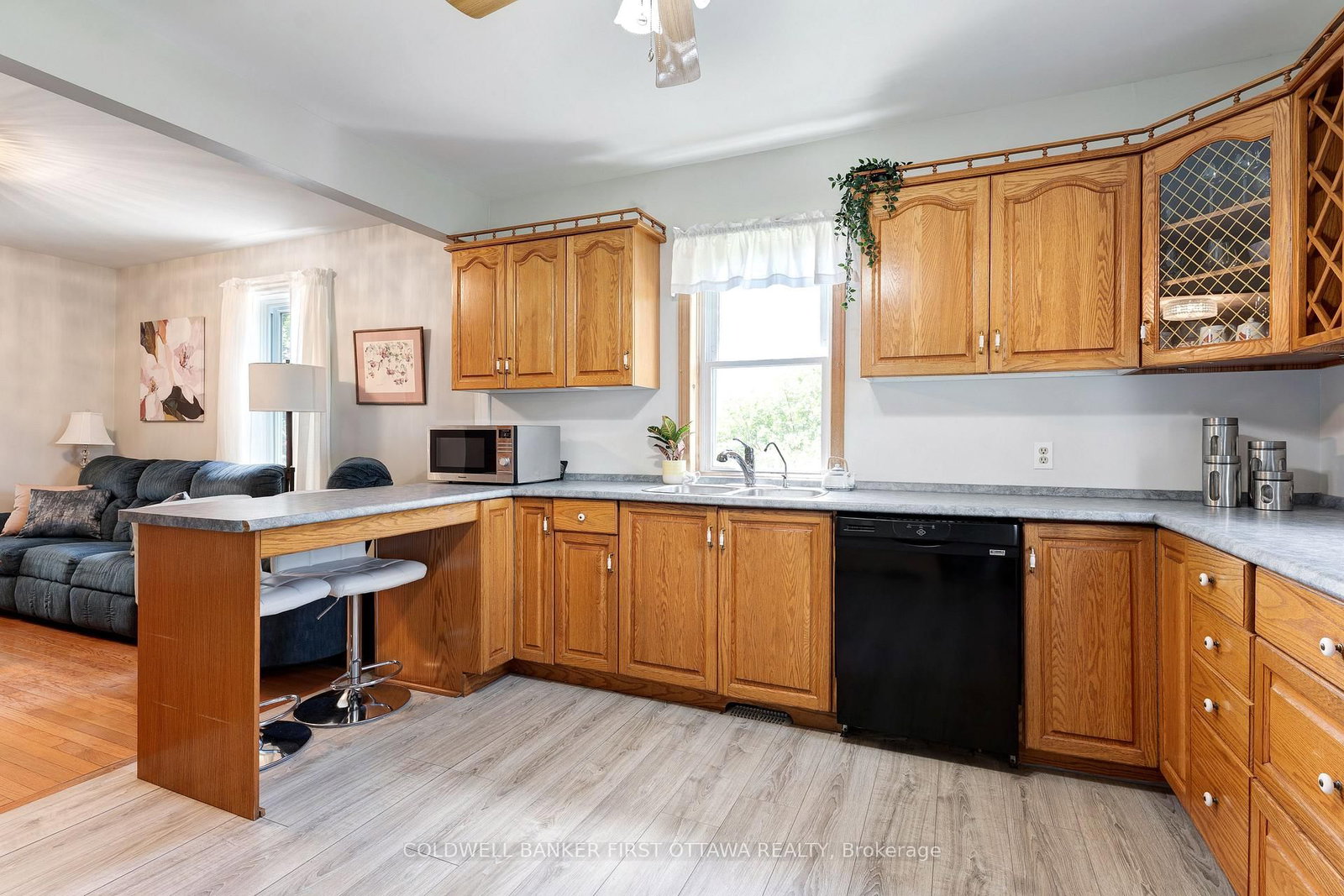 400 Buttermilk Hill Road • Perth, ON photo 11