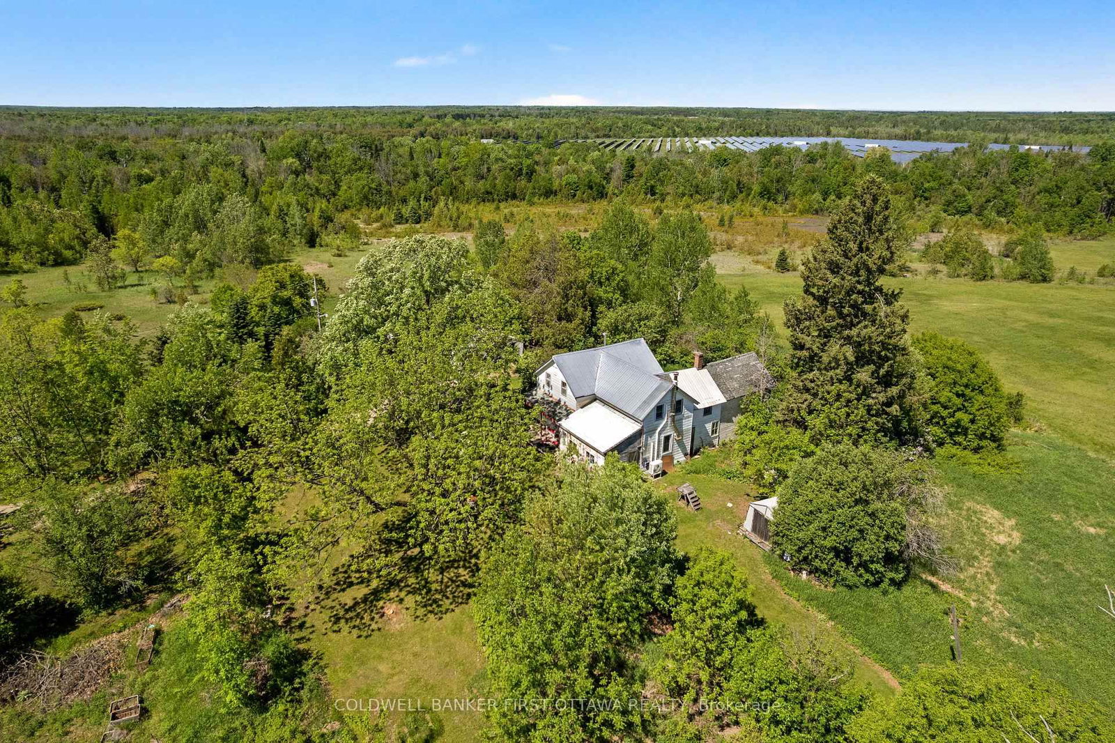 400 Buttermilk Hill Road • Perth, ON photo 31