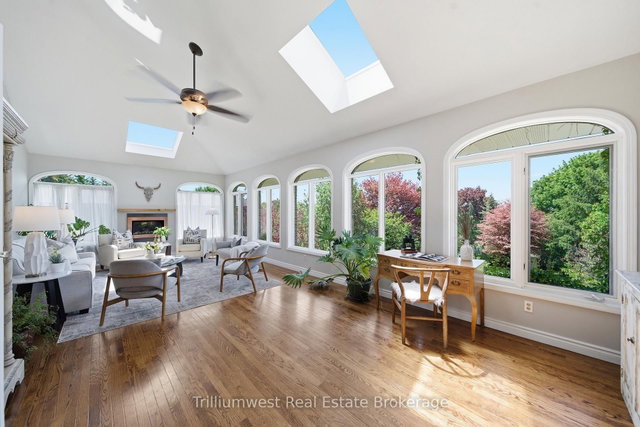 37 Blue Forest Crescent