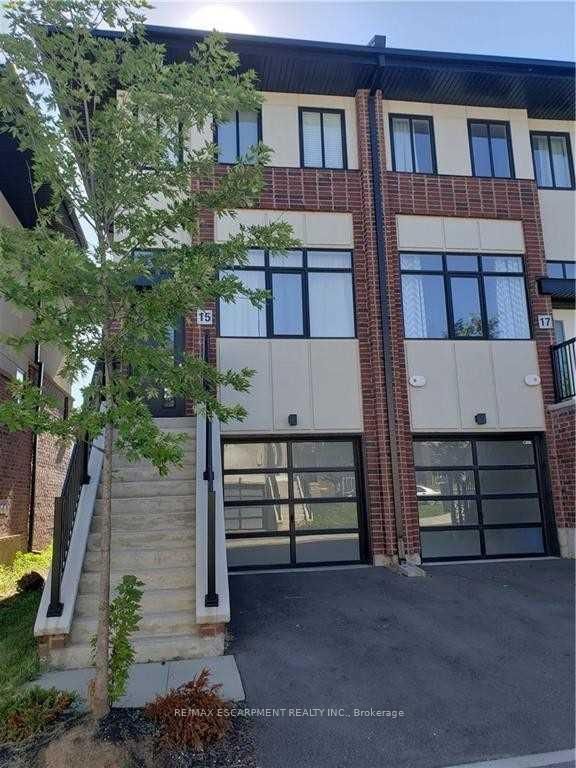 15 Muhollard Lane