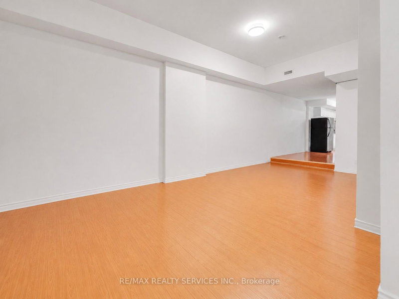 6B - 66 King Street E