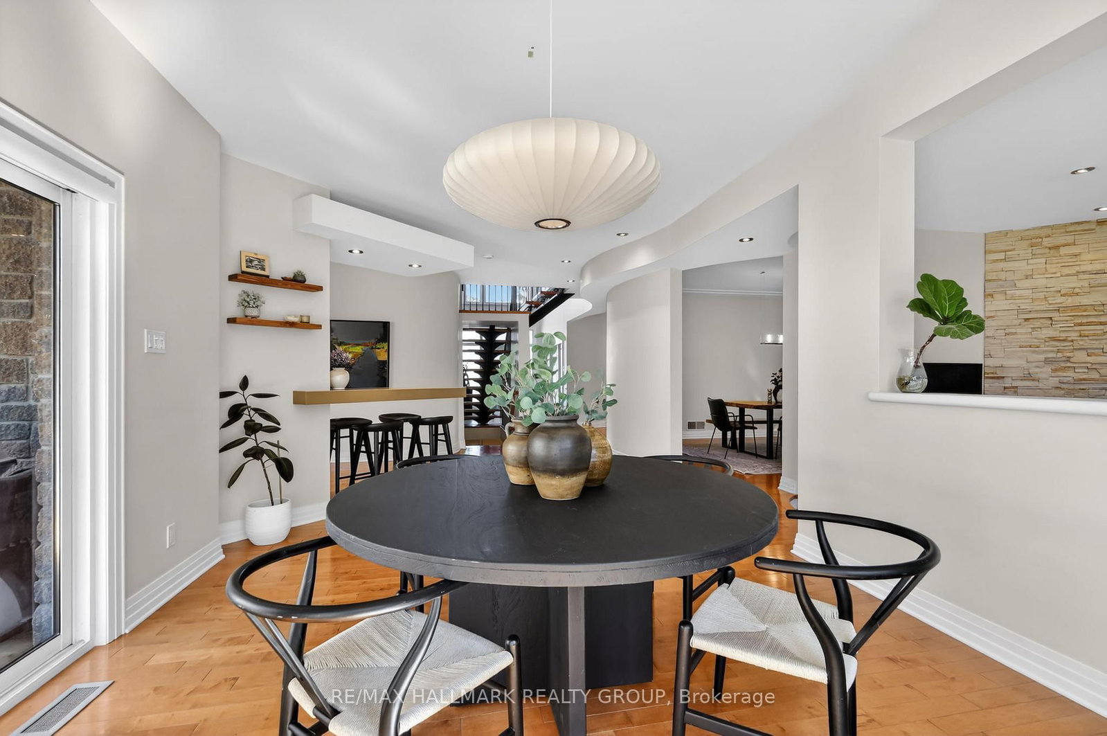 1934 Lenester Avenue • Ottawa, ON photo 11