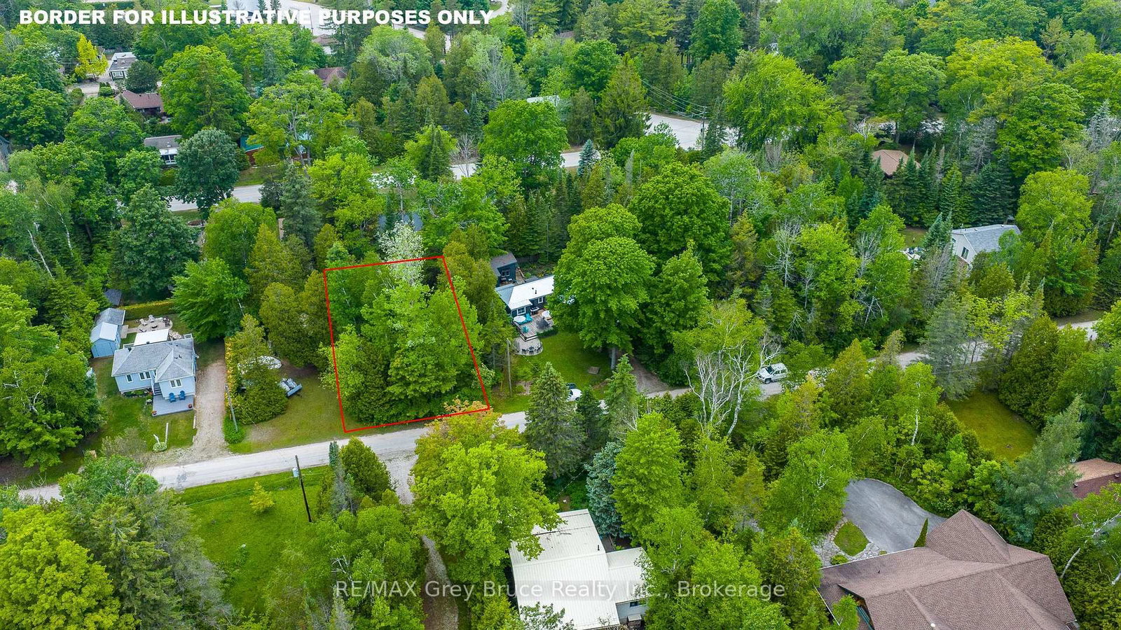 8 Toronto Avenue • South Bruce Peninsula, ON photo 11