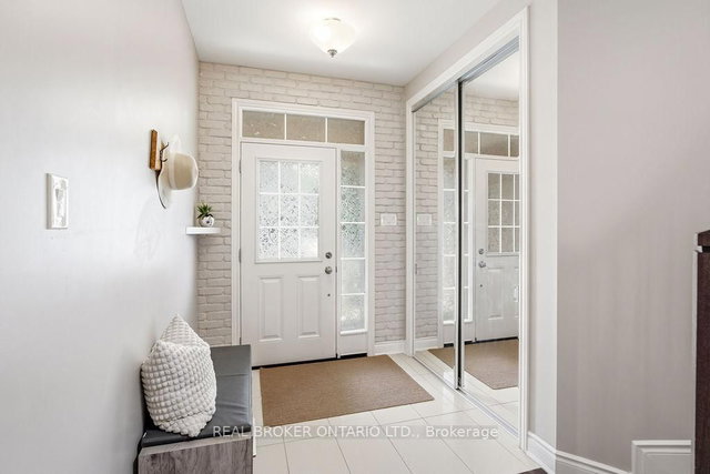 984 Shimmerton Circle