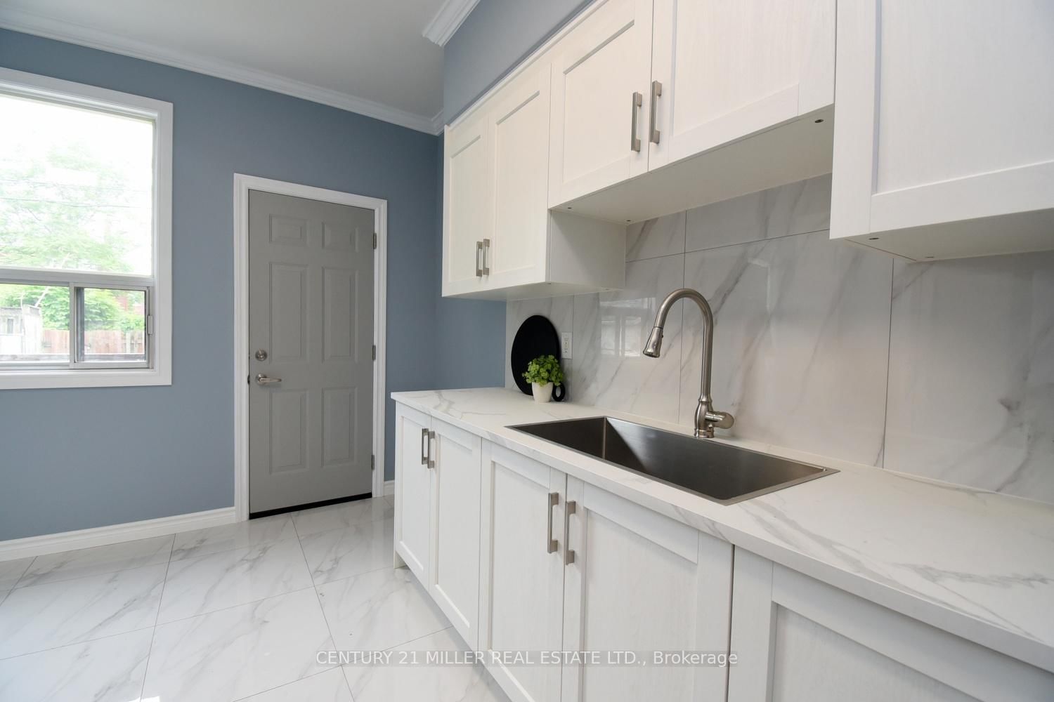 86 Mars Avenue • Hamilton, ON photo 16