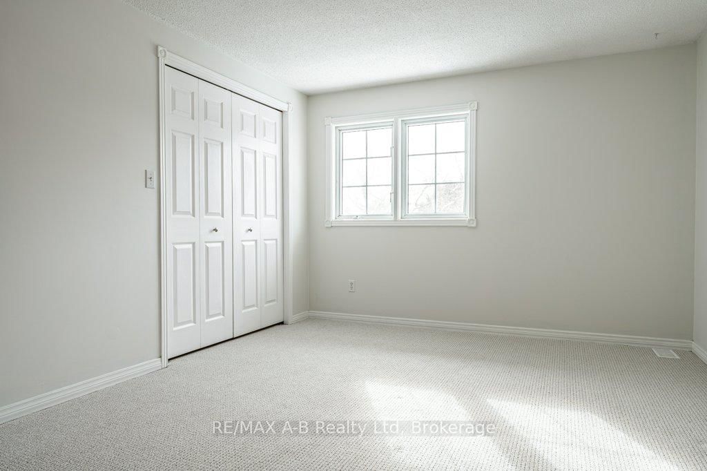 Listing Image 24