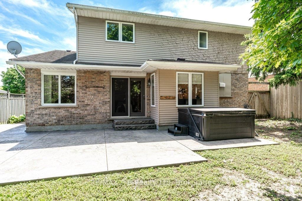 Listing Image 44