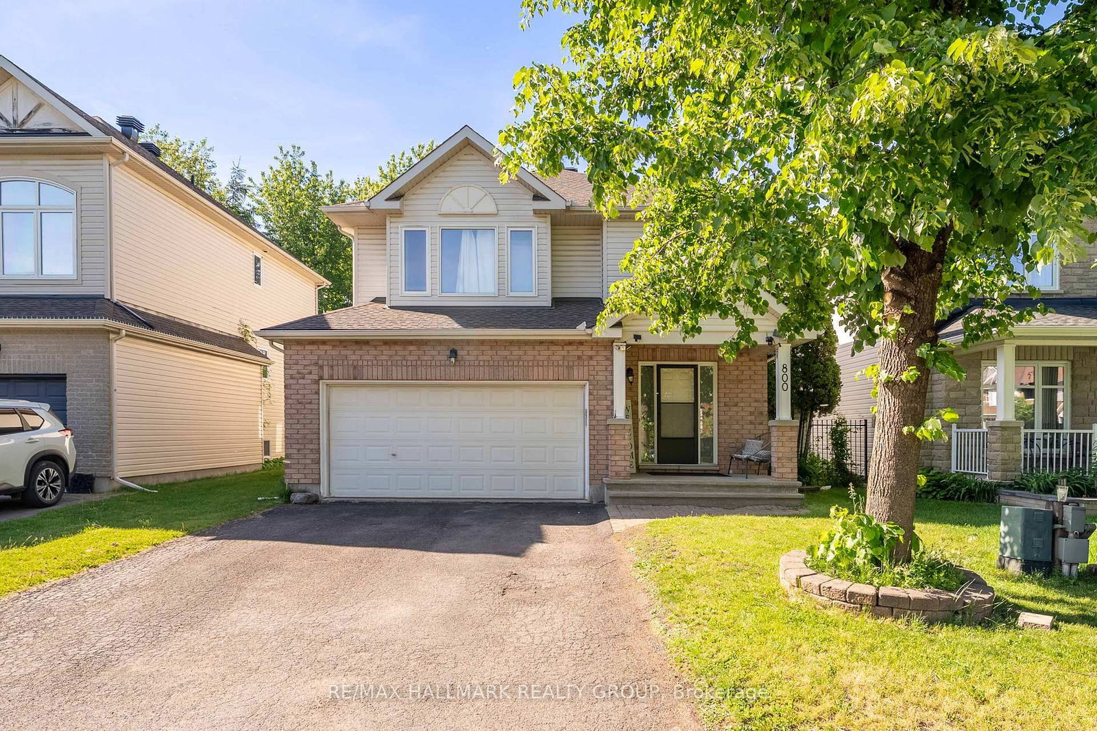 800 Long Point Circle • Ottawa, ON photo 1