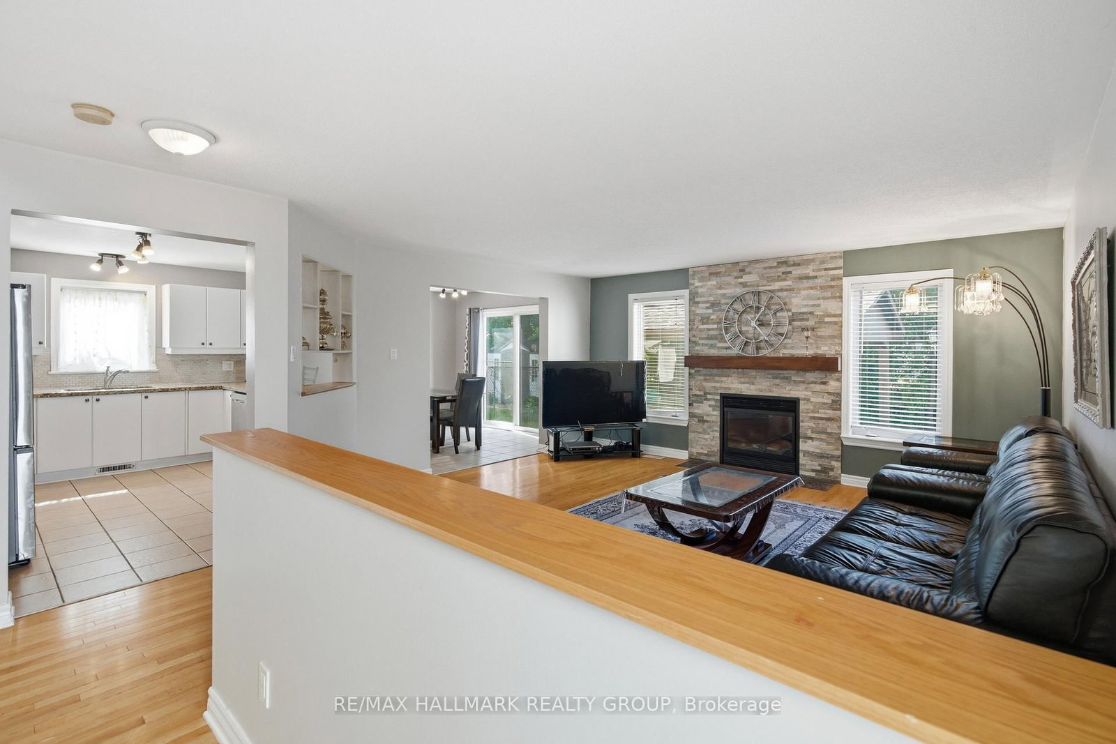 800 Long Point Circle • Ottawa, ON photo 16