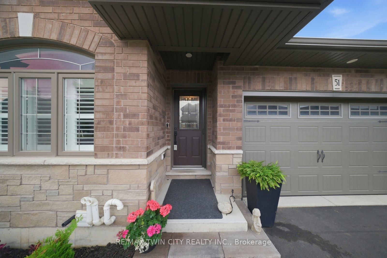 29 Schuyler Street • #51 • Brant, ON photo 11