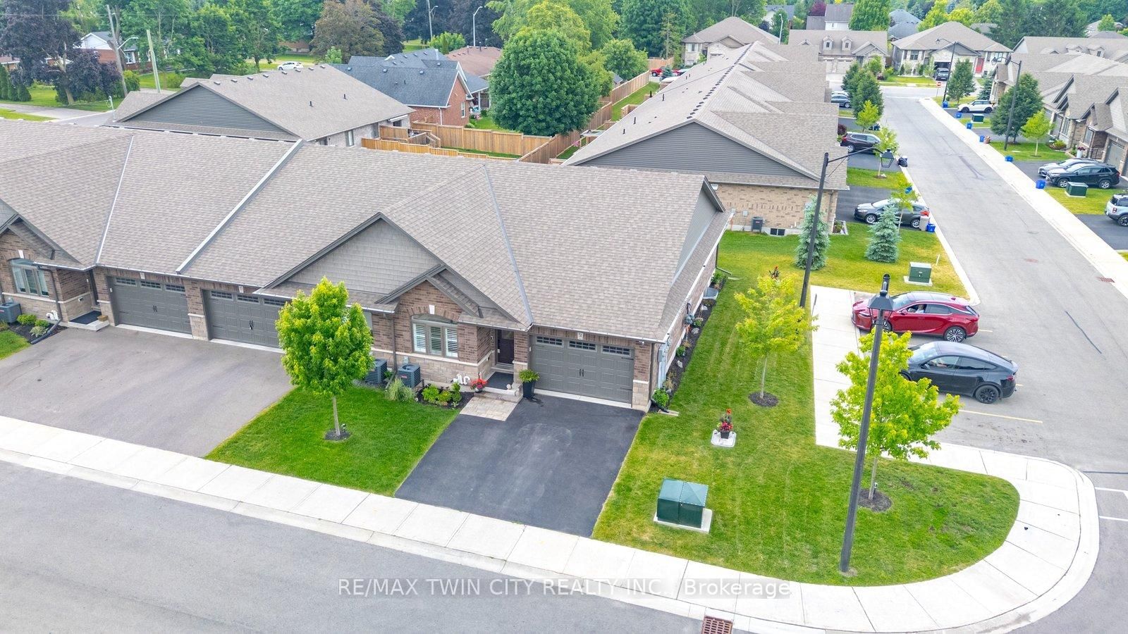29 Schuyler Street • #51 • Brant, ON photo 9