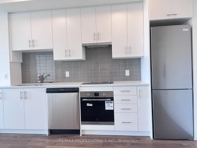 Unit 916 — 461 Green Road — photo 5