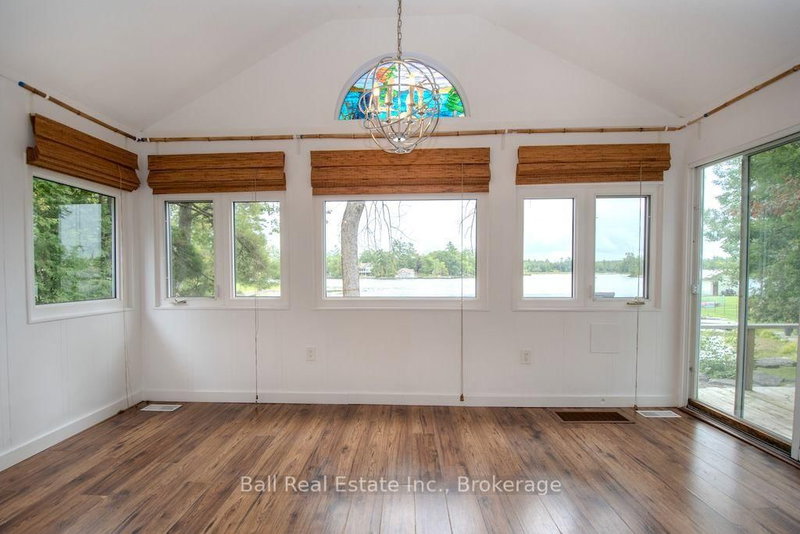 1832 - 1846 South Bay Shore Road E