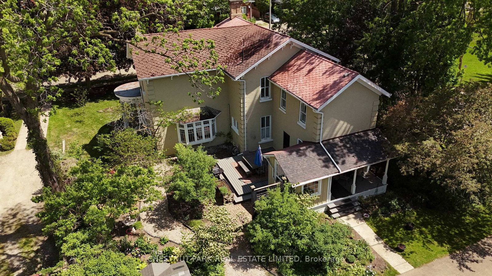 30 Shrewsbury Street • Stratford, ON photo 40