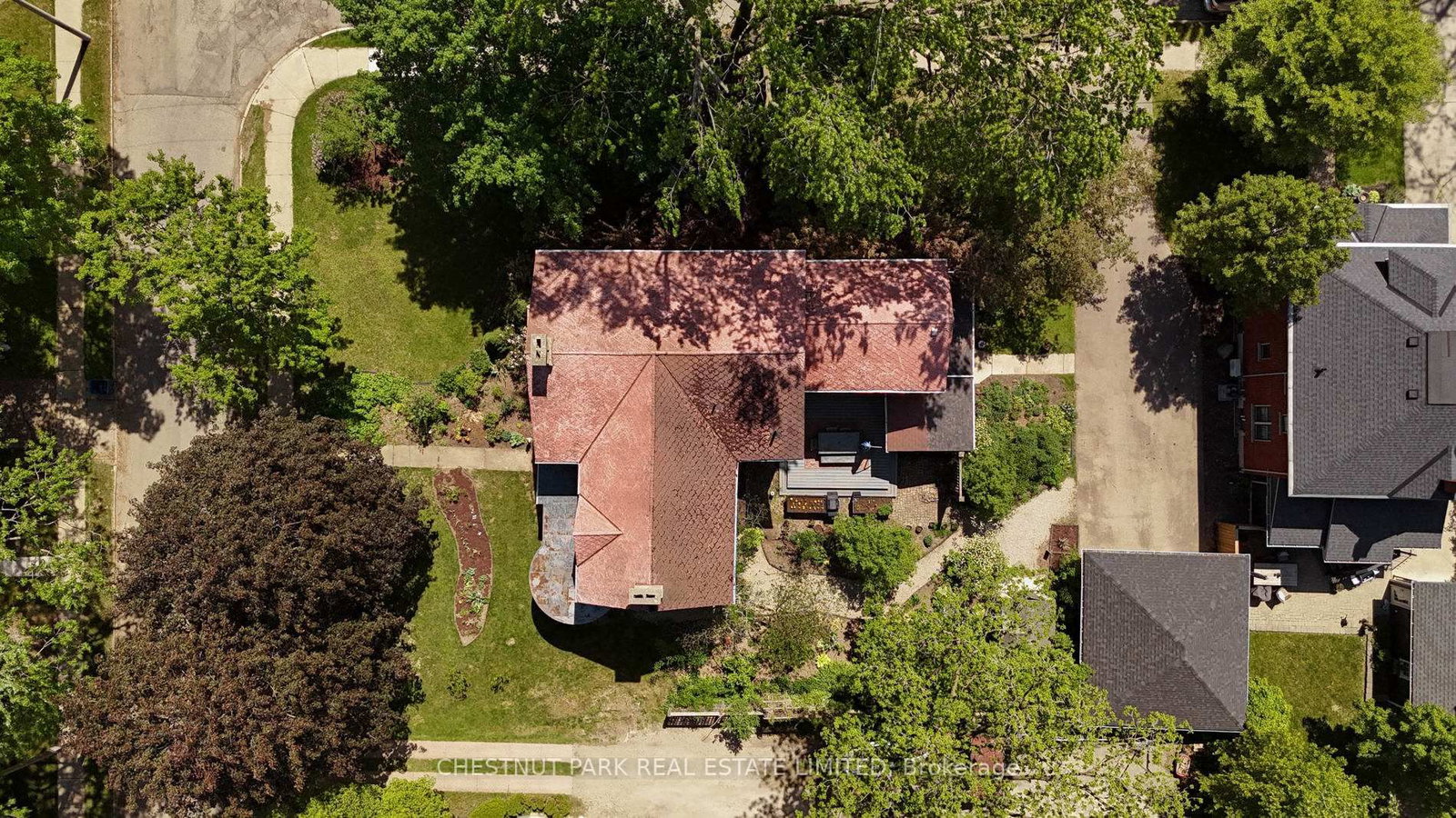 30 Shrewsbury Street • Stratford, ON photo 41