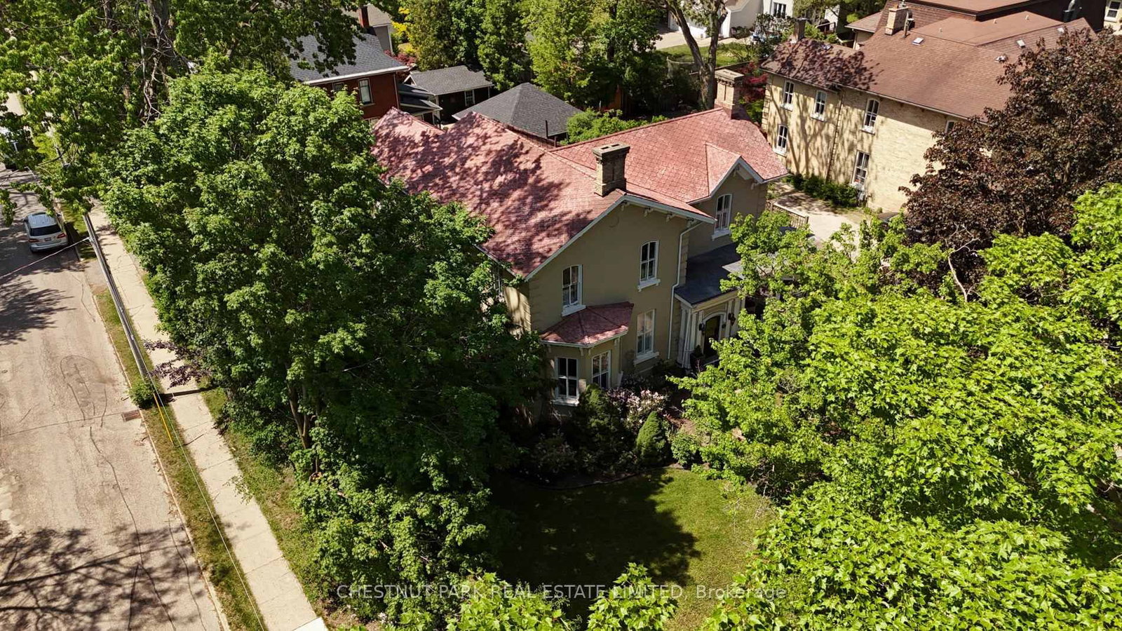 30 Shrewsbury Street • Stratford, ON photo 42