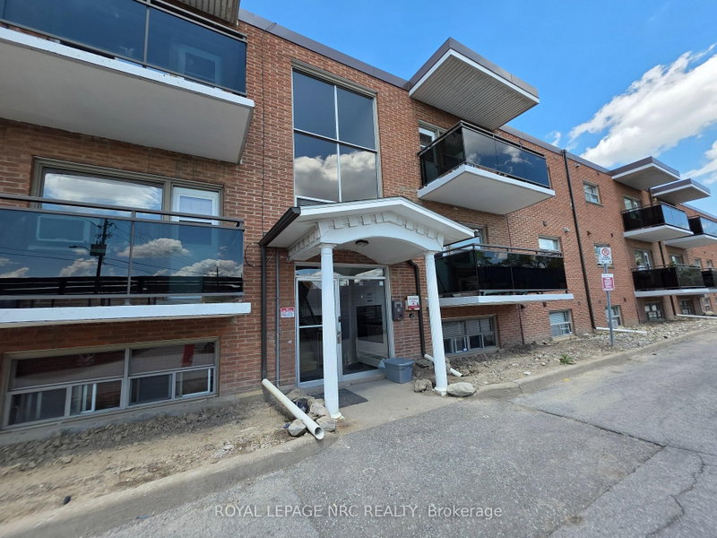 home for lease on 109-264 Oakdale Avenue