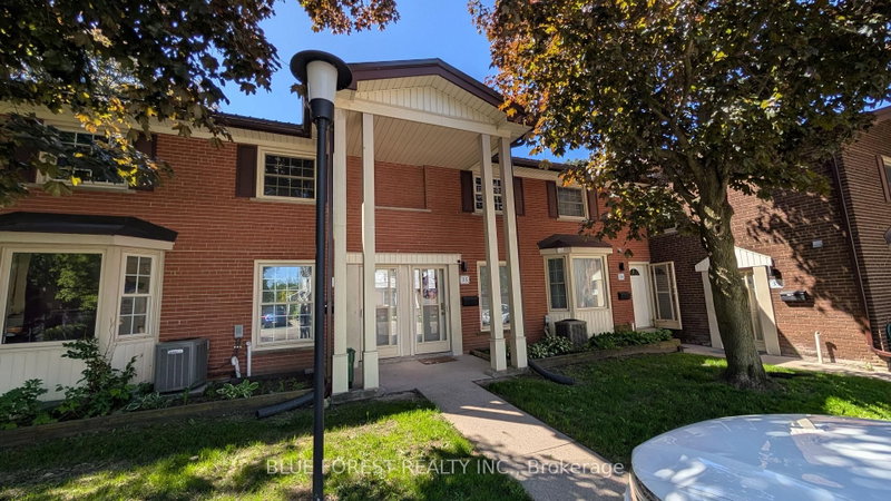 36 Arbour Glen Crescent, London East
