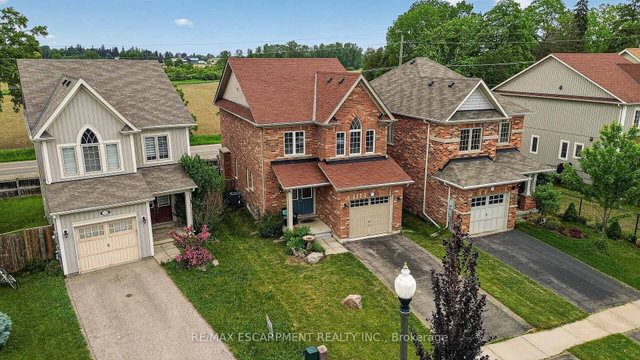 557 Baldwin Crescent