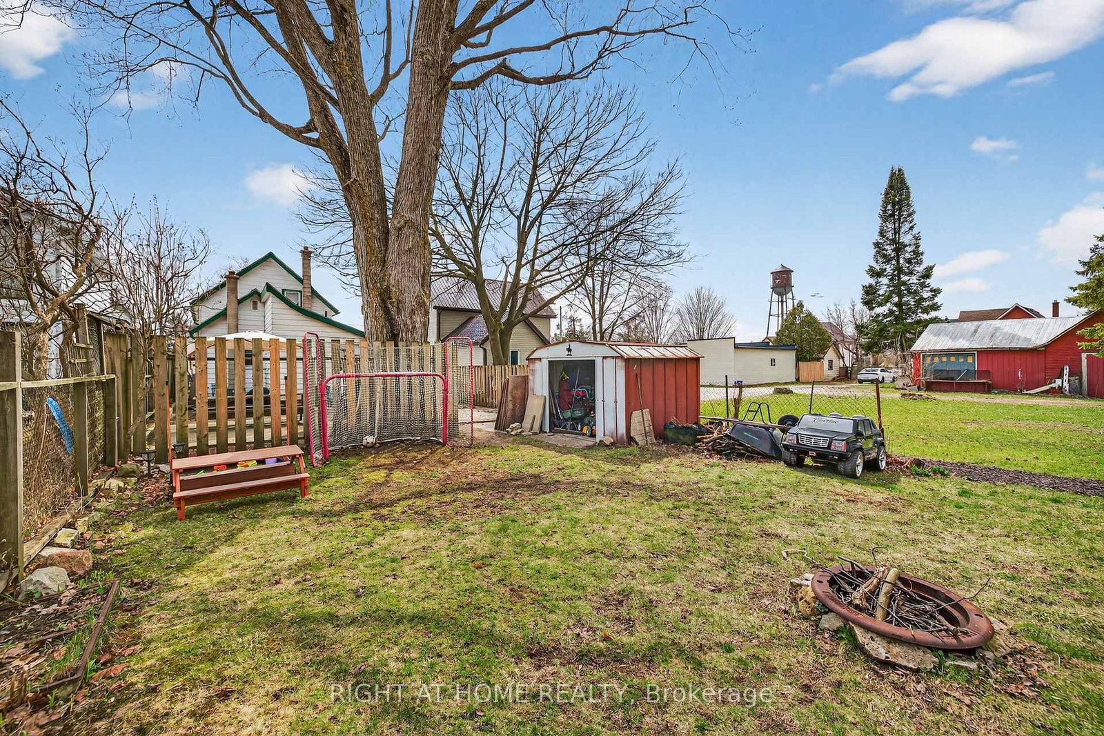 12 Pearl Street • Tillsonburg, ON photo 27