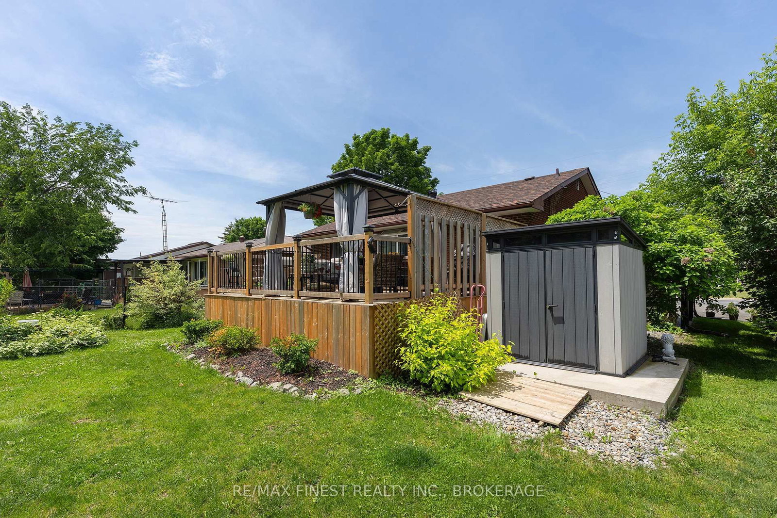 292 W Bridge Street • Greater Napanee, ON photo 36