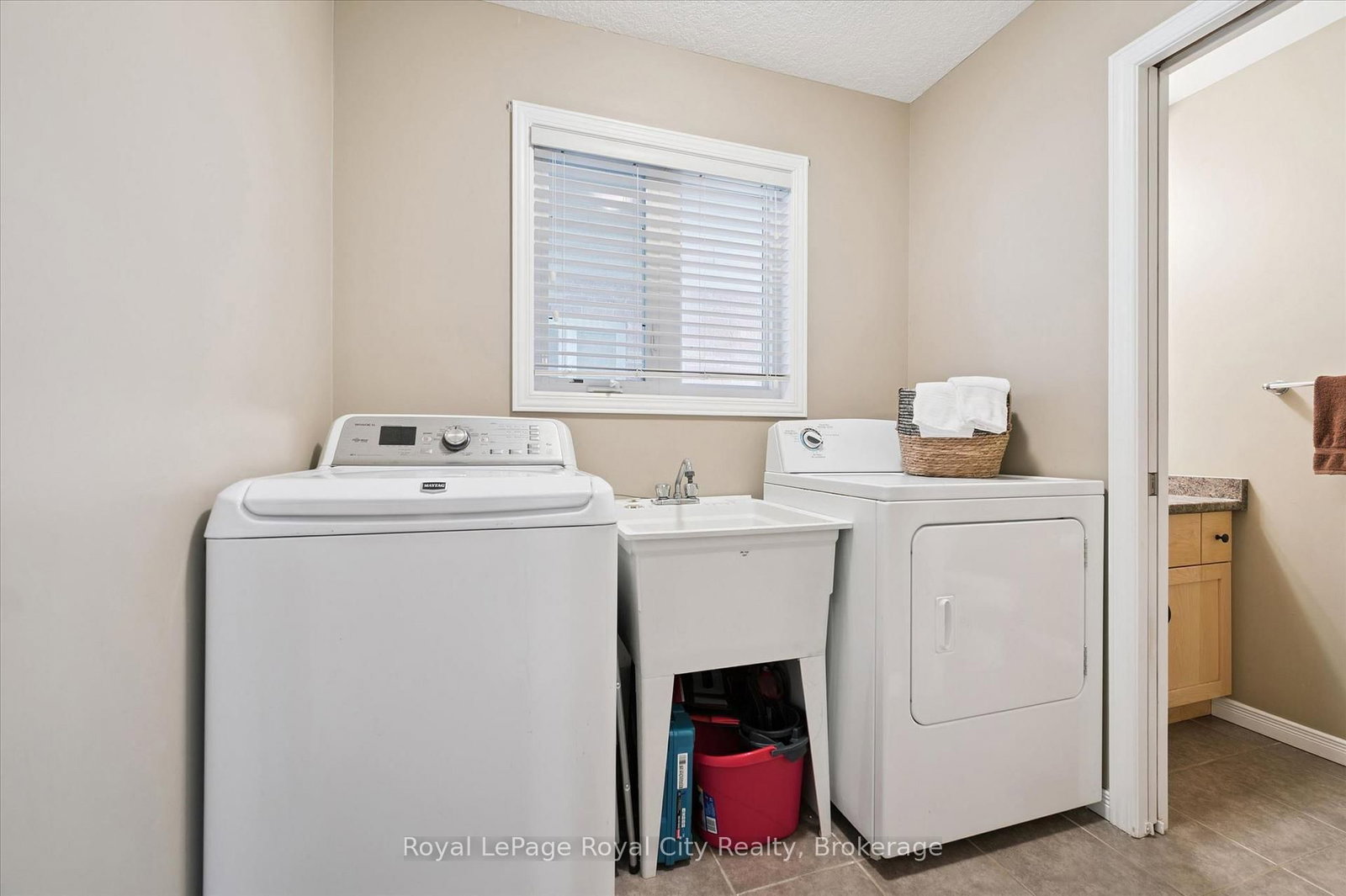 105 Spencer Drive • Centre Wellington, ON photo 15