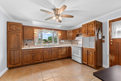626 Stafford Street — photo 4