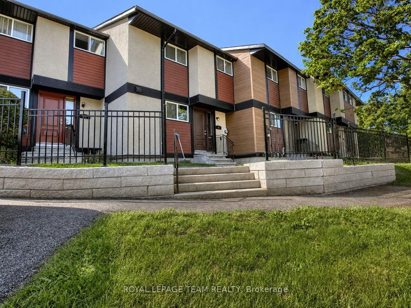 home for lease on 100-19 Mcclintock Way