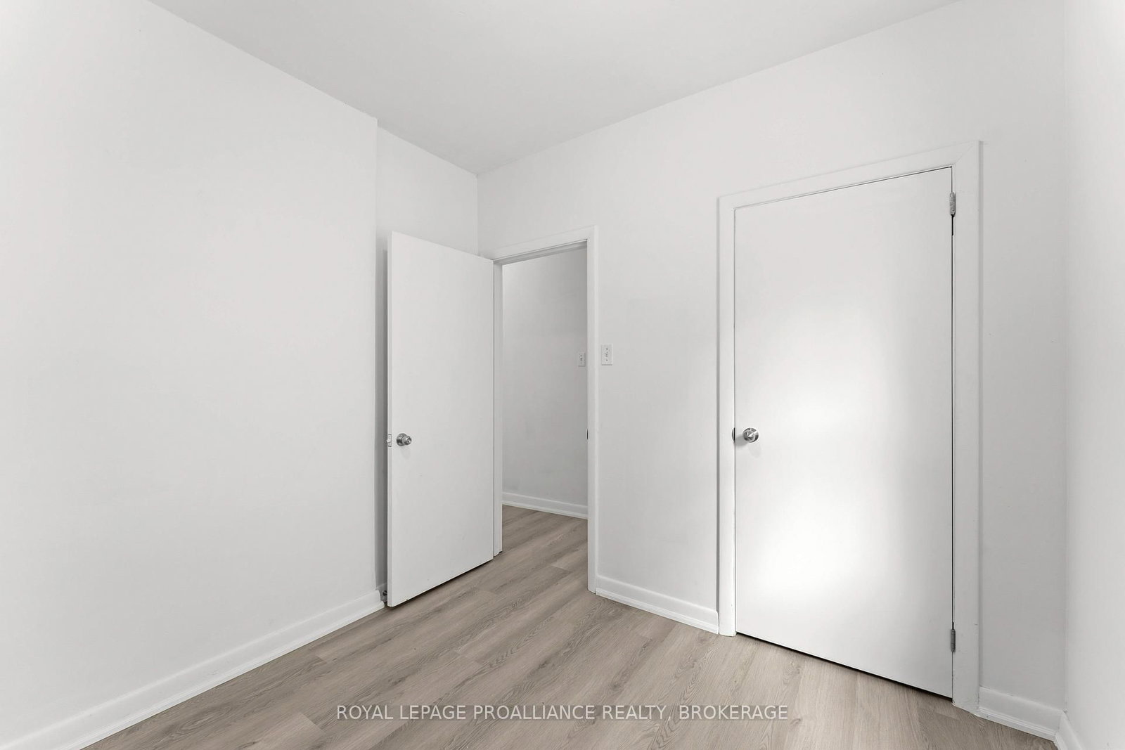 468-470 Victoria Street • Kingston, ON photo 18