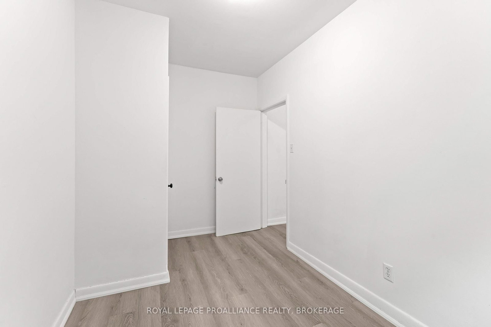 468-470 Victoria Street • Kingston, ON photo 21