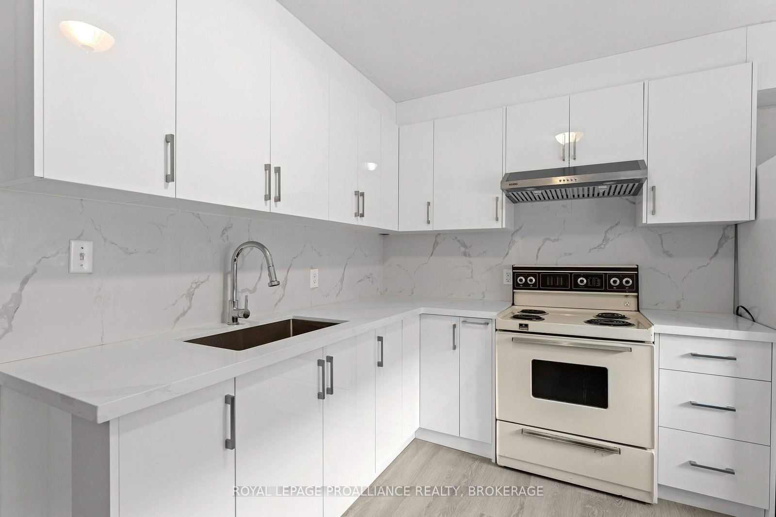 468-470 Victoria Street • Kingston, ON photo 30