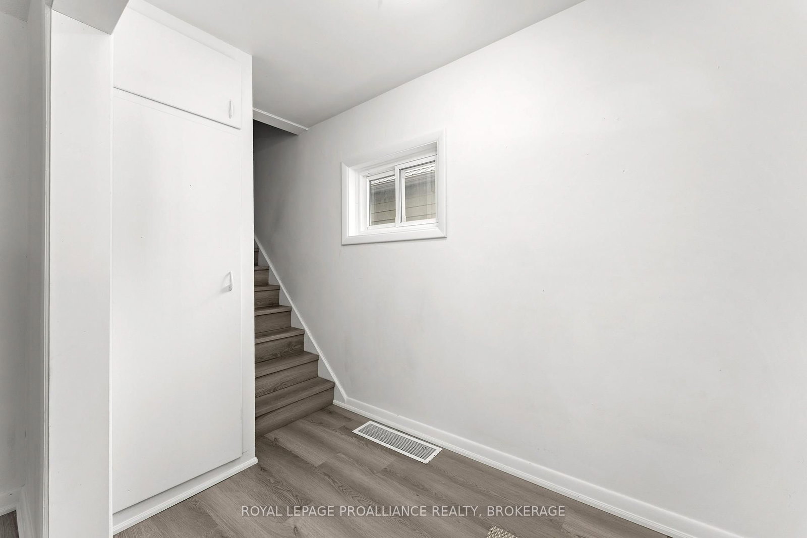 468-470 Victoria Street • Kingston, ON photo 9