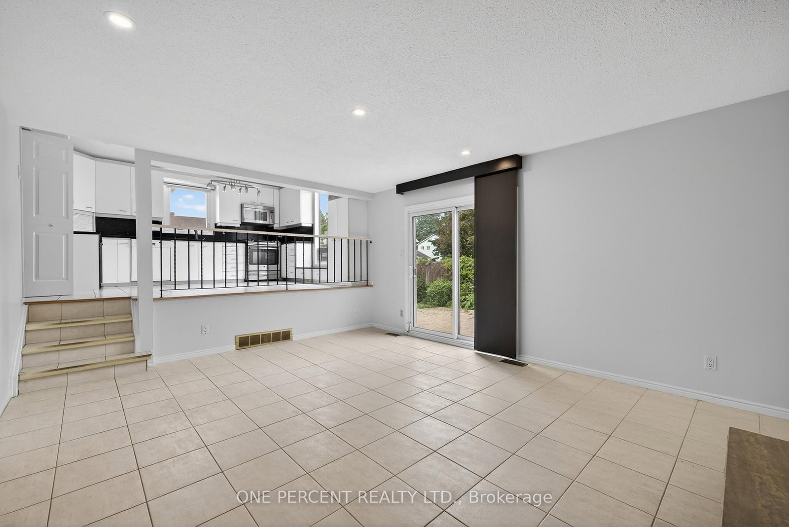 6343 Mattice Avenue • Ottawa, ON photo 21