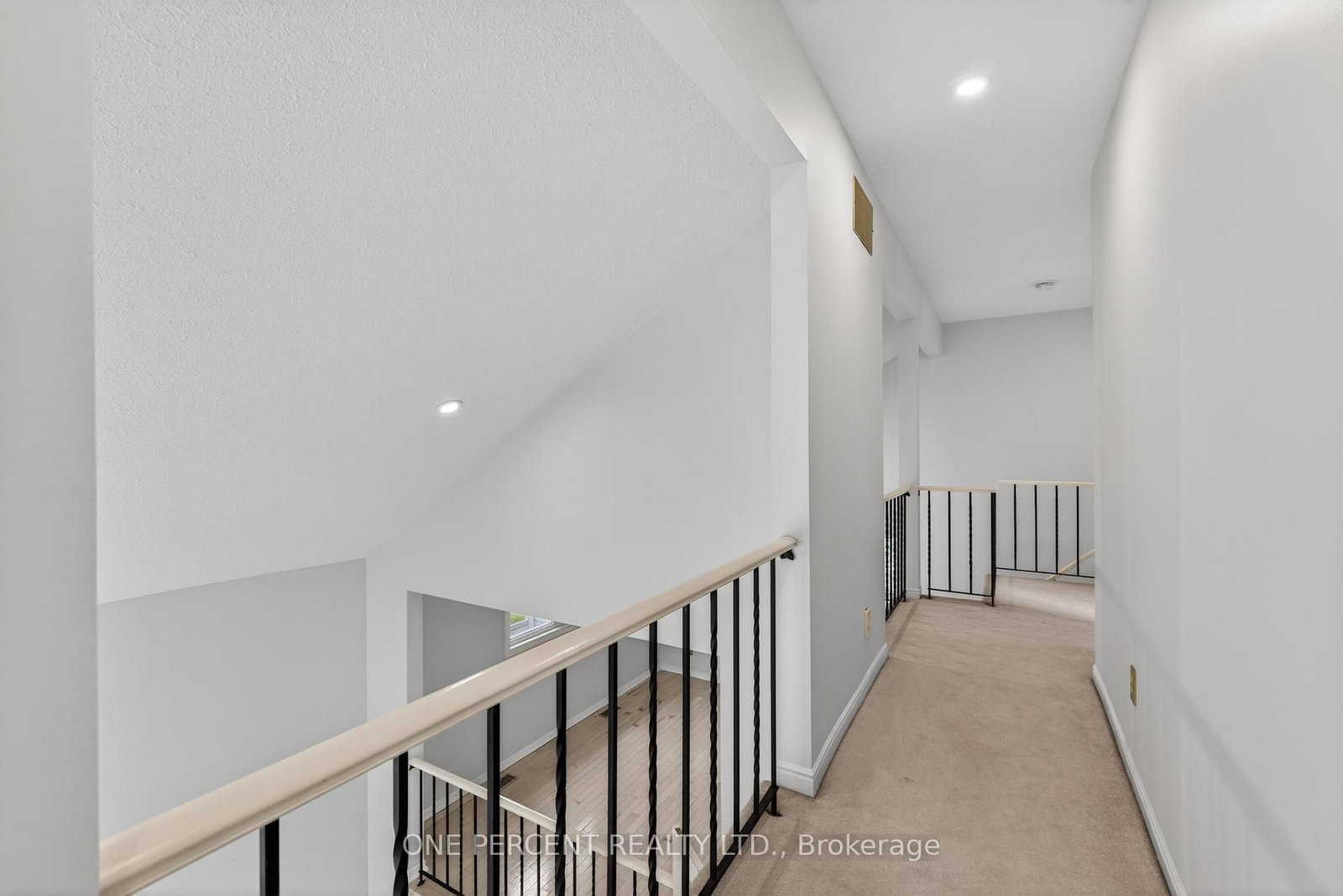 6343 Mattice Avenue • Ottawa, ON photo 32