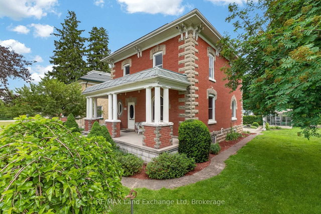 484 Queen Street