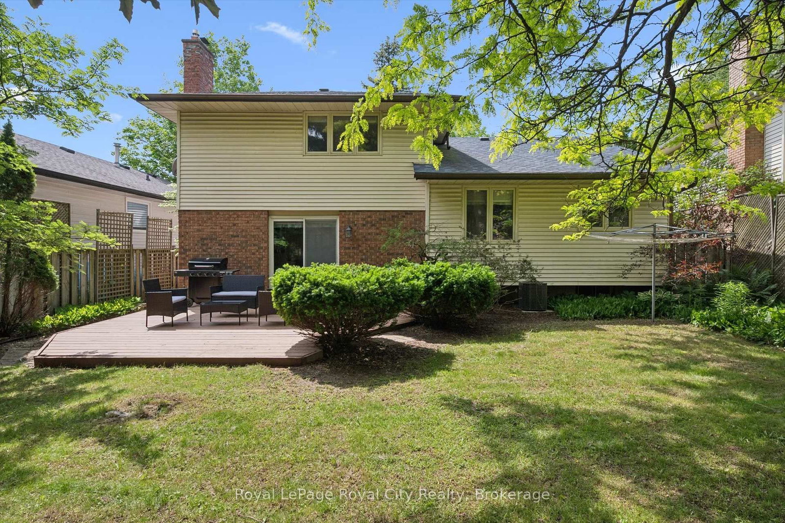 18 Mcelderry Road • Guelph, ON photo 37
