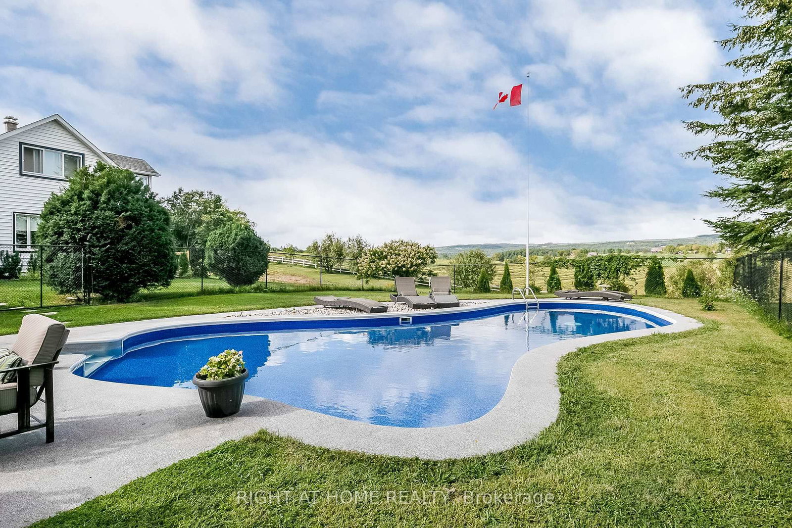 828350 Mulmur Nottawasaga Townline • Mulmur, ON photo 43