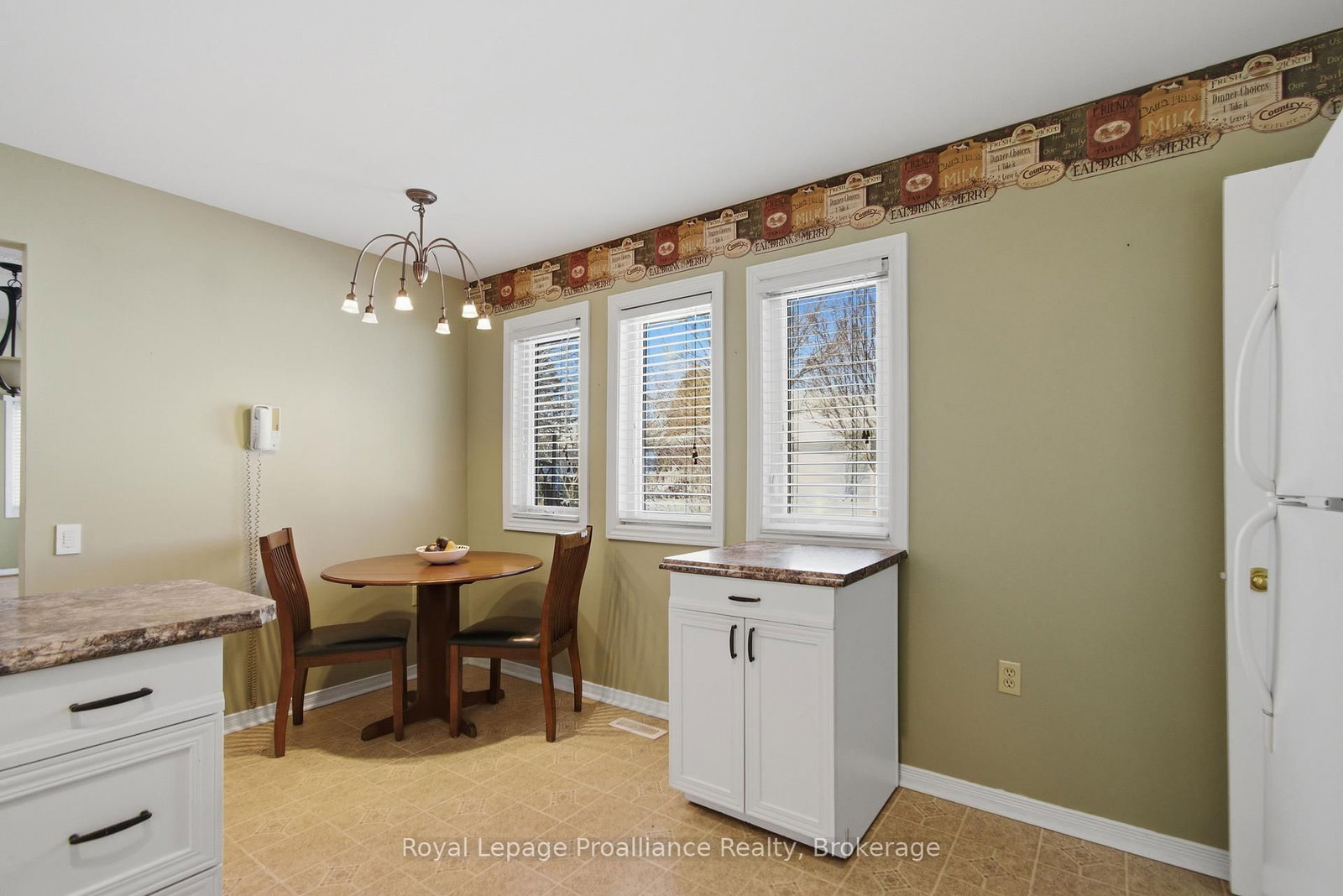 5 Cretney Drive • Prince Edward County, ON photo 19