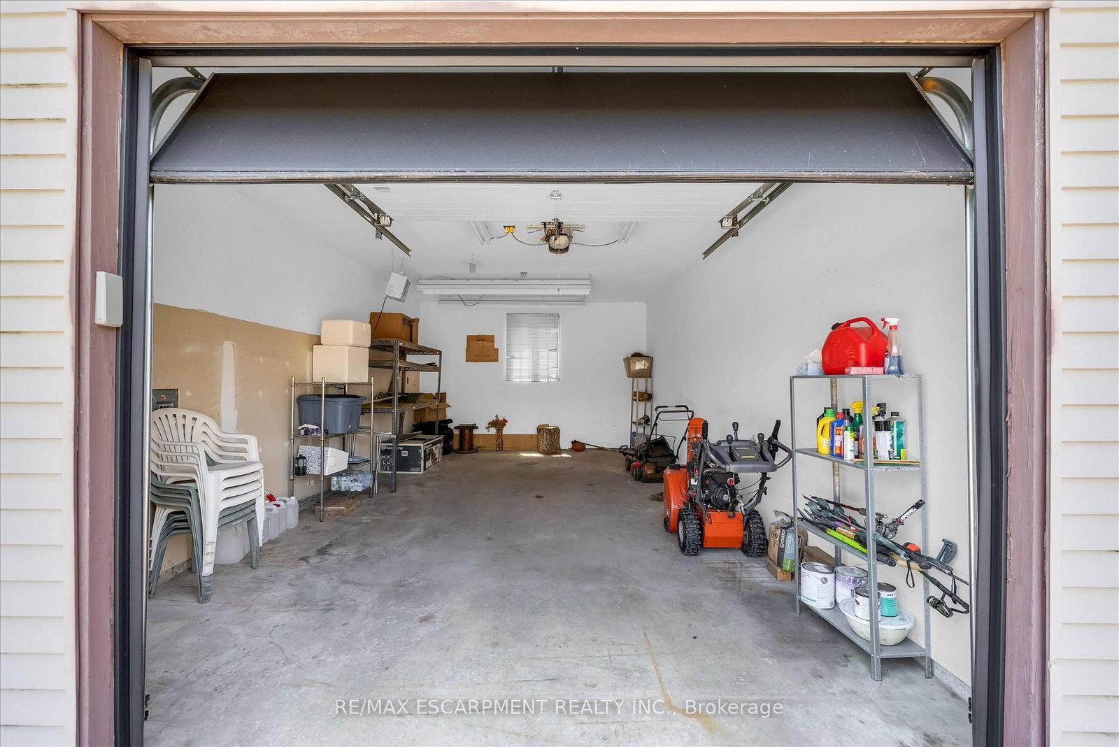 261 LIMERIDGE Road W • Hamilton, ON photo 31