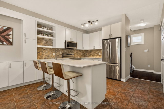20 - 100 Beddoe Drive
